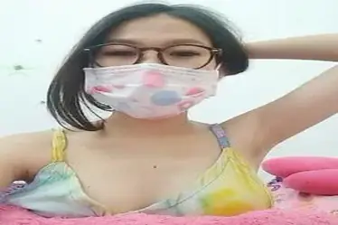 Siaran Privat Streamer Cantik Di Kamar