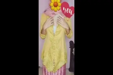 Ukhti Kebaya Hijab Pink Live Berani Viral